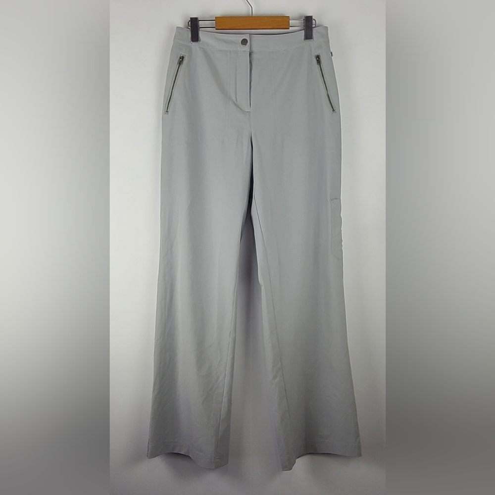 Zenergy by Chico's gray wide leg cargo pants, Sz 1 (US 8)